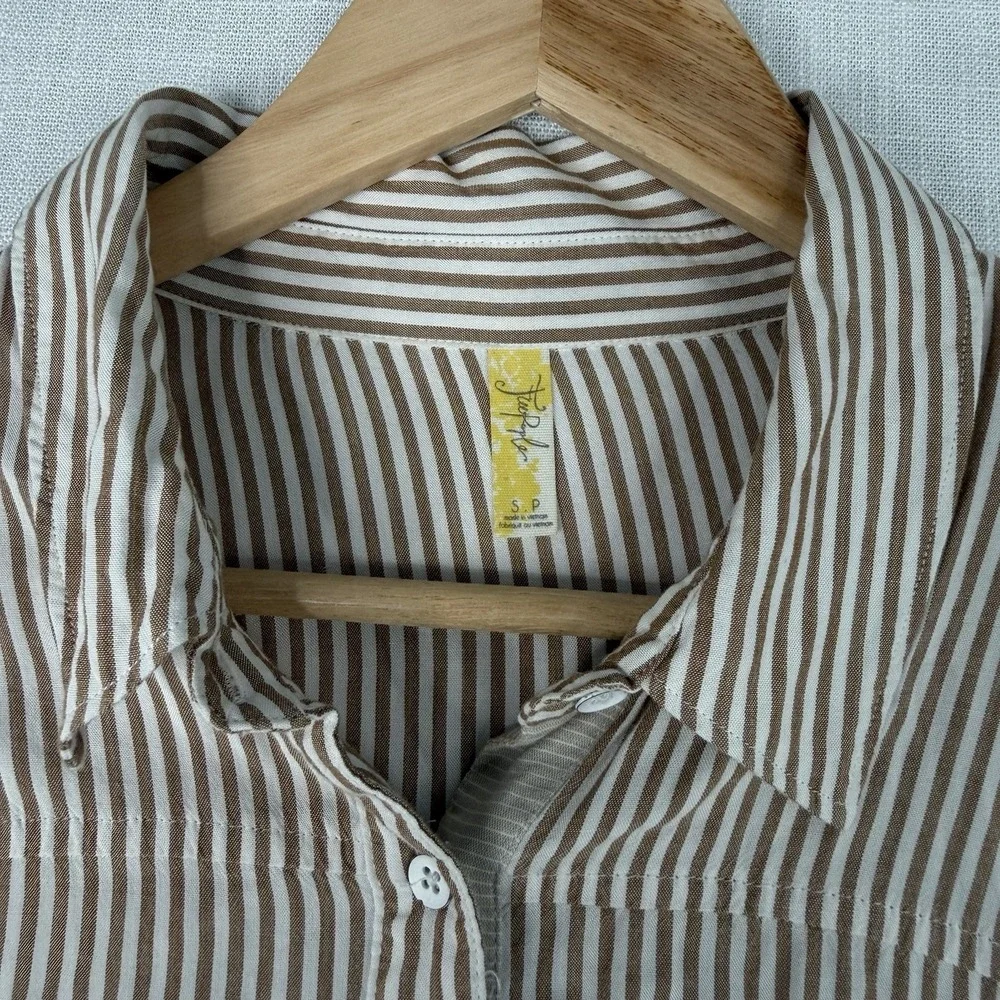 Free People Ivory Striped 100% Cotton Button Down Long Sleeve Blouse Sz S Petite